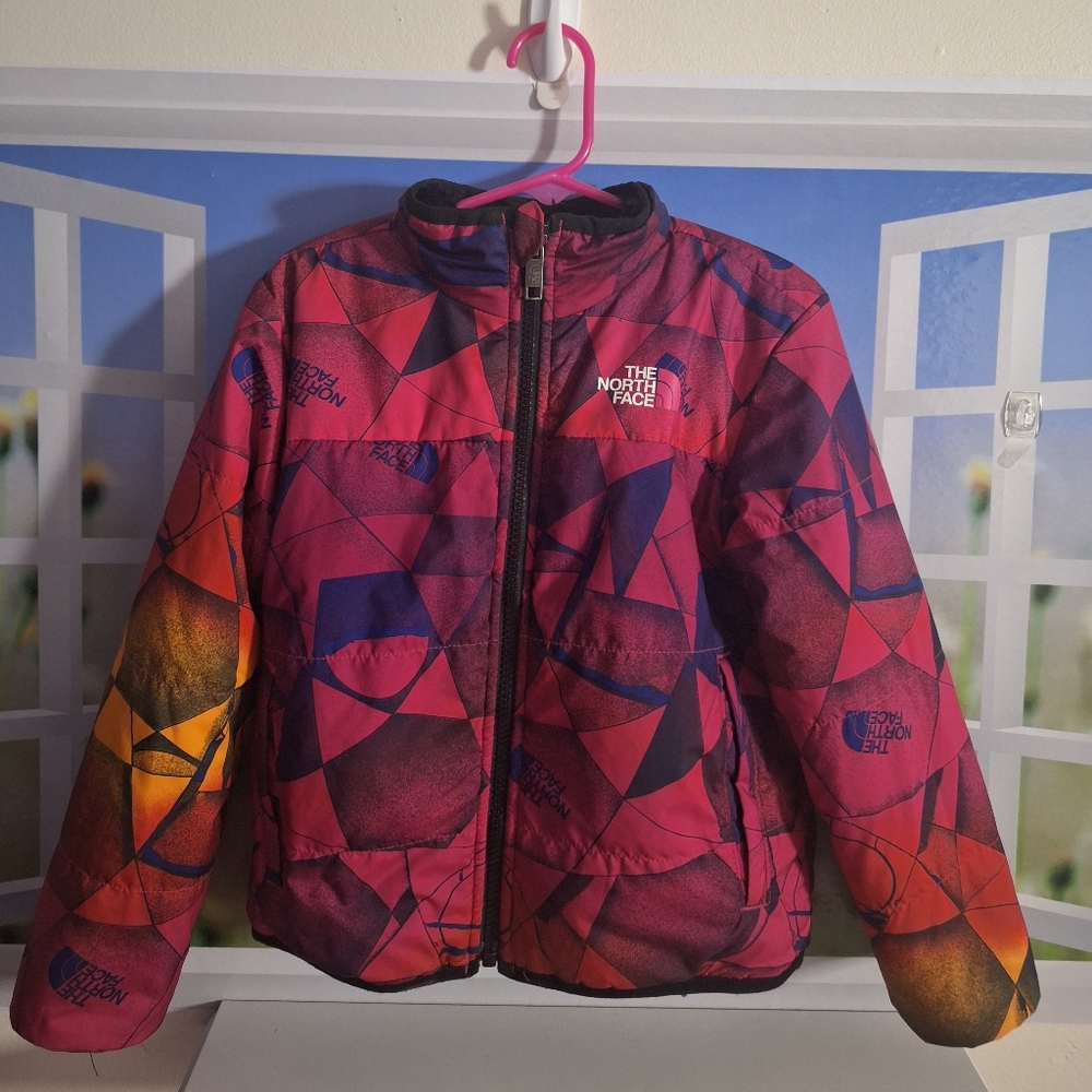 The North Face Reversible Mossbud Jacket. GUC. Size 5t.